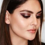 Step-by-Step Guide to pull off the Glitter Eye shadow